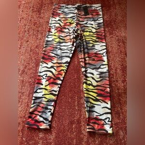 Ed Hardy Ladies Leggings Size Large (10-12) Tiger Print